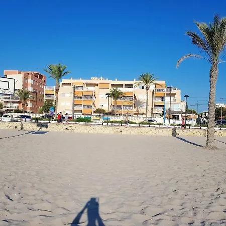 Spacious In El Campello, 120 M², Shared Pool Apartmán