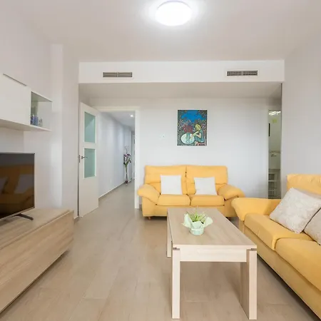 Apartamento Spacious In El Campello, 120 M², Shared Pool Benimagrell