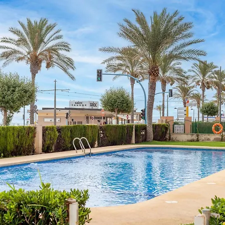 Apartmán Spacious In El Campello, 120 M², Shared Pool