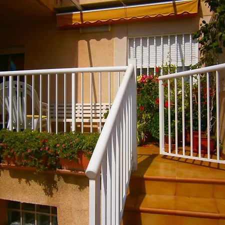 Apartamento Spacious In El Campello, 120 M², Shared Pool Benimagrell