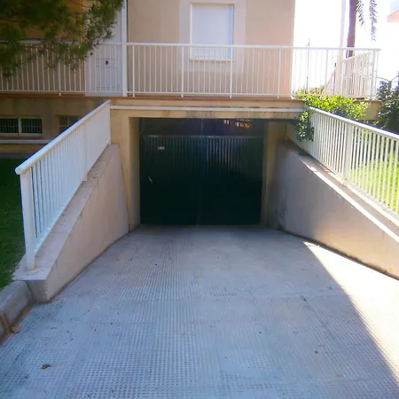 Lägenhet Spacious In El Campello, 120 M², Shared Pool *