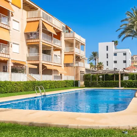 Apartamento Spacious In El Campello, 120 M², Shared Pool Benimagrell