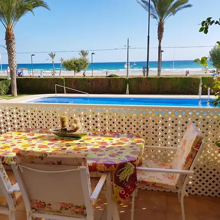Spacious In El Campello, 120 M², Shared Pool Apartamento