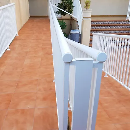 Spacious In El Campello, 120 M², Shared Pool Apartamento
